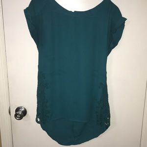 Turquoise high-low top